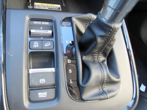 Used 2024 Honda CR-V EX-L image 13