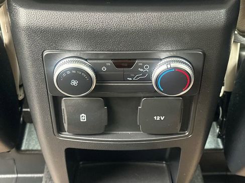 Used 2020 Ford Explorer XLT w/ Equipment Group 202A image 20