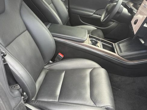 Used 2023 Tesla Model S AWD/4WD image 14