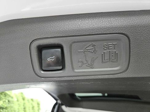Used 2020 Ford Expedition Limited RWD image 35