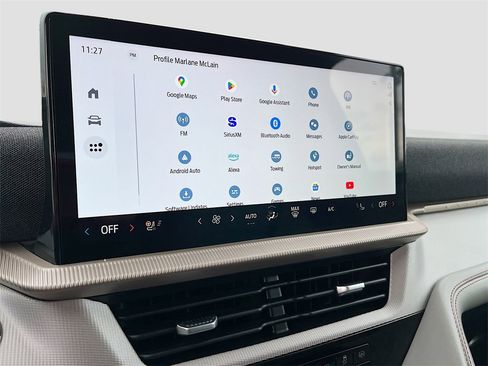 Used 2025 Ford Explorer Active w/ Active Comfort Package image 15