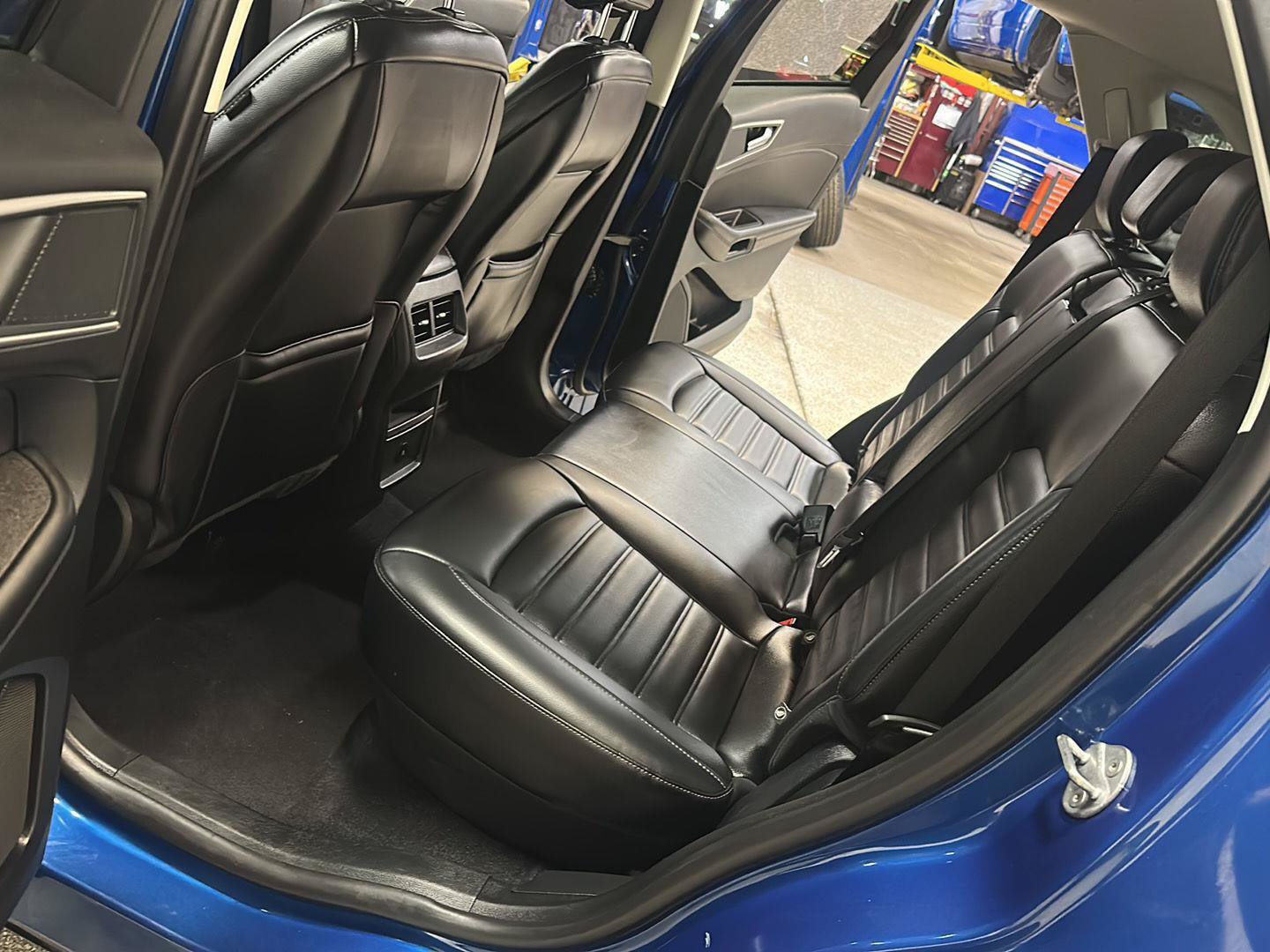 Used 2024 Ford Edge SEL AWD/4WD image 27