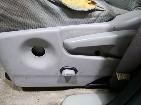 Used 2006 Pontiac Montana SV6 w/ Convenience Package image 17