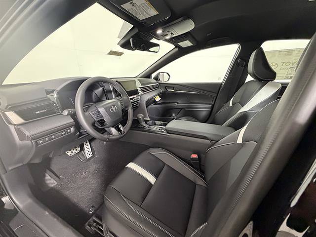 New 2026 Toyota Camry Hybrid AWD/4WD image 11