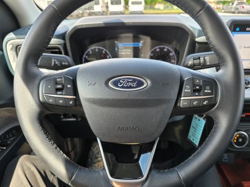 Used 2024 Ford Maverick XLT w/ XLT Luxury Package AWD/4WD image 15