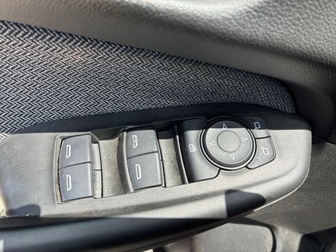 Used 2025 Chevrolet TrailBlazer LT w/ LT Cold Weather Package FWD image 6