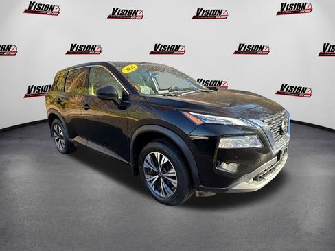 Used 2021 Nissan Rogue SV image 3