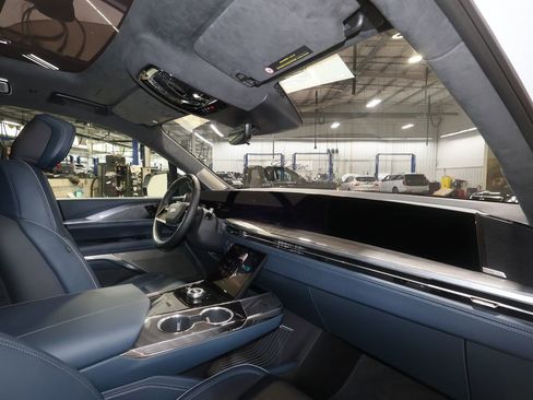 Certified 2026 Cadillac Escalade IQ Sport 2 AWD/4WD image 28
