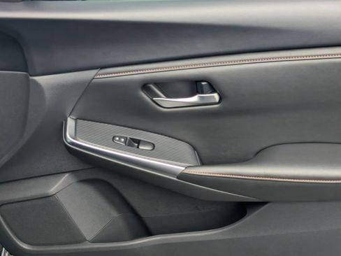 Used 2023 Nissan Sentra SR FWD image 13