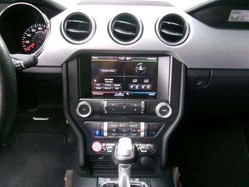Used 2015 Ford Mustang GT Premium RWD image 20