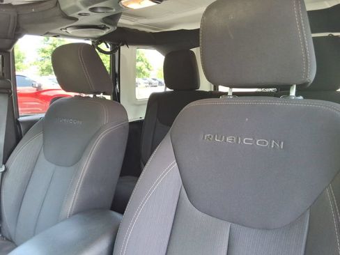 Used 2013 Jeep Wrangler Unlimited Rubicon w/ Connectivity Group AWD/4WD image 25