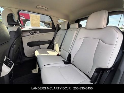 Used 2023 Kia Sportage EX image 17