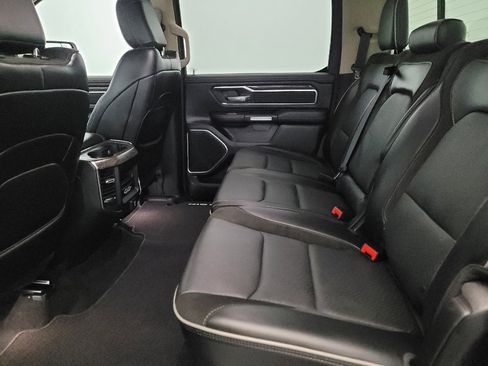 Used 2019 RAM 1500 Laramie AWD/4WD image 18