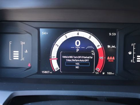 Used 2025 Toyota Tacoma SR5 AWD/4WD image 10