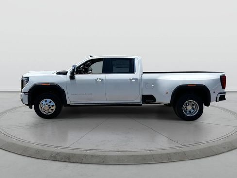 New 2026 GMC Sierra 3500 Denali Ultimate AWD/4WD image 5