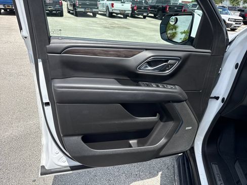 Used 2021 Chevrolet Tahoe LT RWD image 9