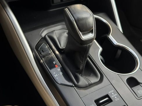 Used 2020 Toyota Highlander XLE image 67