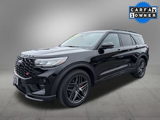 Used 2025 Ford Explorer ST video 1