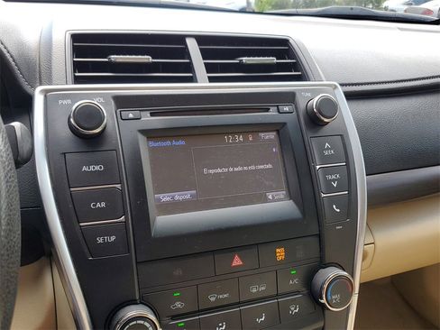 Used 2017 Toyota Camry LE image 25