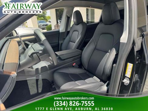 Used 2024 Tesla Model Y Long Range AWD/4WD image 10