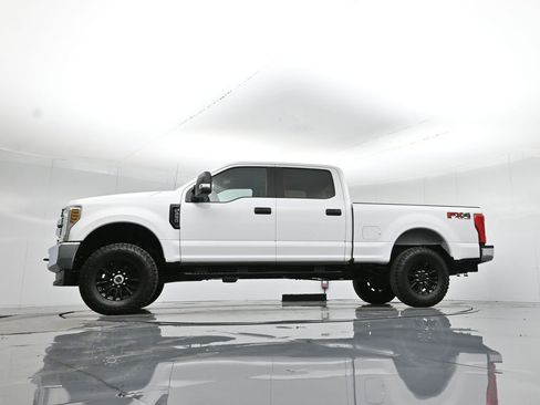 Used 2019 Ford F250 XL image 49