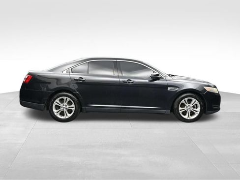 Used 2015 Ford Taurus SEL FWD image 6