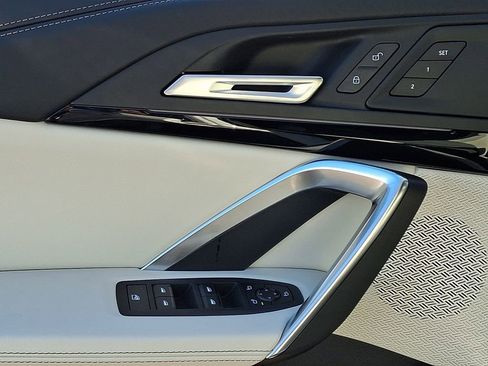 Used 2026 BMW X2 xDrive28i w/ Technology Package image 13