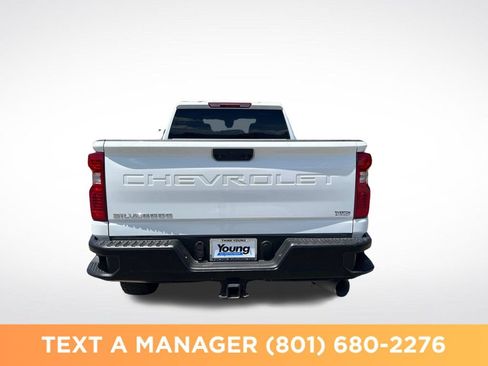 Used 2025 Chevrolet Silverado 3500 W/T AWD/4WD image 4