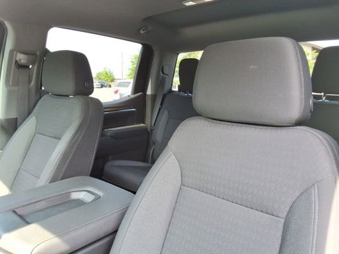 Used 2023 Chevrolet Silverado 1500 RST w/ Z71 Off-Road Package AWD/4WD image 25