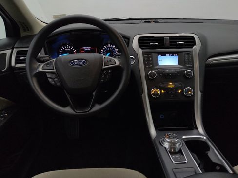 Used 2020 Ford Fusion S image 22