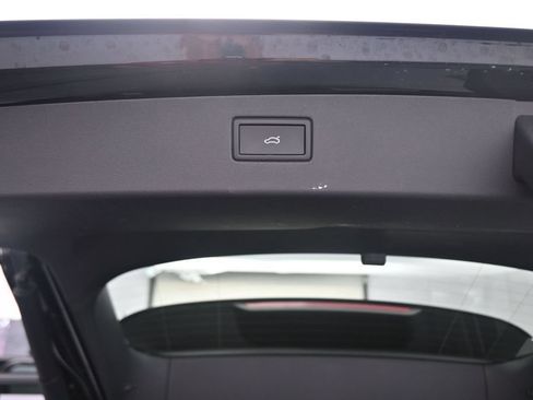 Used 2026 Volkswagen Tiguan SE R-Line AWD/4WD image 44