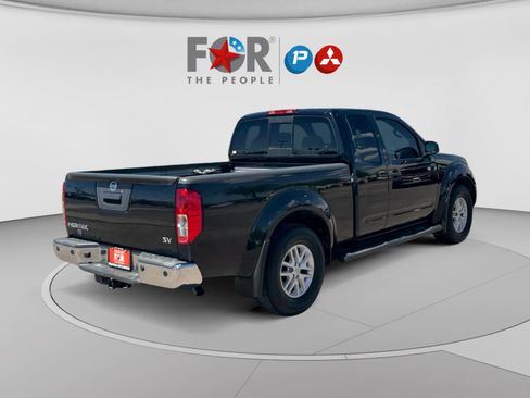 Used 2020 Nissan Frontier SV RWD image 5