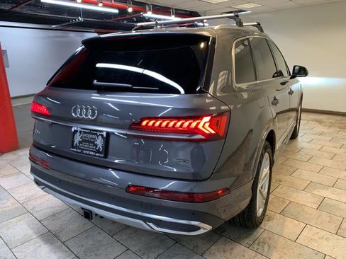 Used 2022 Audi Q7 3.0T Premium Plus w/ Premium Plus Package AWD/4WD image 7