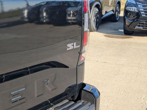Certified 2024 Nissan Frontier SL w/ Technology Package image 33