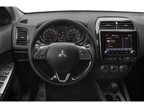 Used 2023 Mitsubishi Outlander Sport SE AWD/4WD image 40