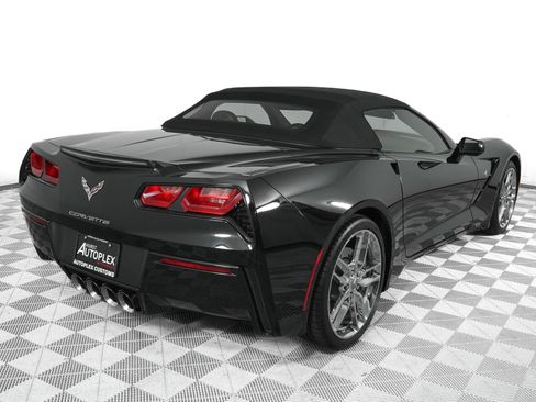 Used 2019 Chevrolet Corvette Stingray Convertible w/ 3LT Preferred Equipment Group RWD image 7