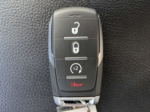 Used 2026 RAM 2500 Big Horn AWD/4WD image 32
