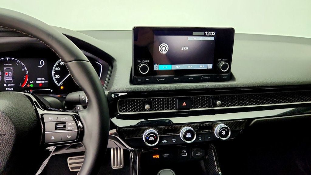 Used 2022 Honda Civic Sport image 18