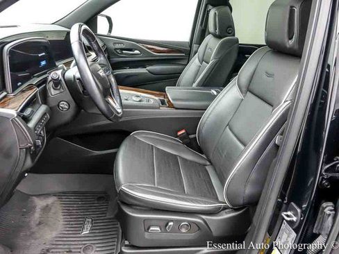 Used 2023 Cadillac Escalade Premium Luxury w/ LPO, Radiant Package AWD/4WD image 11