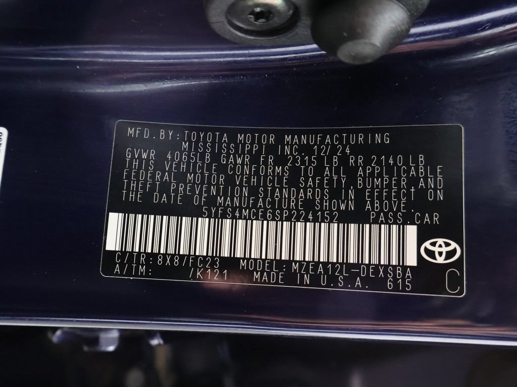 Used 2025 Toyota Corolla SE FWD image 41