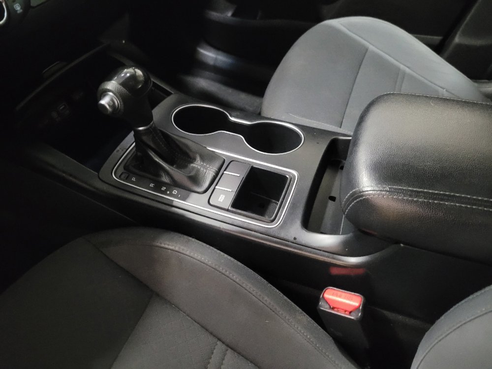 Used 2016 Kia Sorento FWD image 26