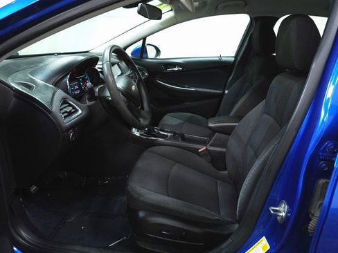 Used 2016 Chevrolet Cruze LT w/ Convenience Package image 10