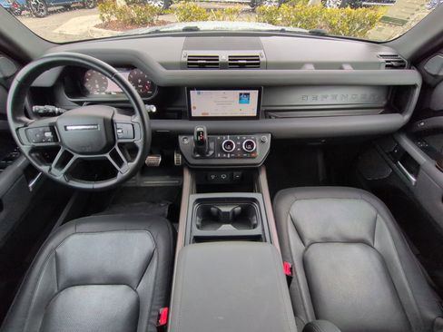 Used 2023 Land Rover Defender 110 X-Dynamic SE AWD/4WD image 15