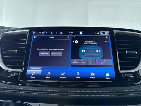 New 2027 Chrysler Pacifica Select AWD/4WD image 18