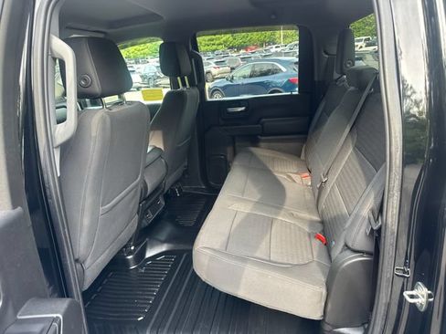 Used 2023 Chevrolet Silverado 2500 LT w/ Z71 Off-Road Package AWD/4WD image 18
