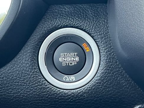 Used 2023 RAM 1500 Big Horn AWD/4WD image 31