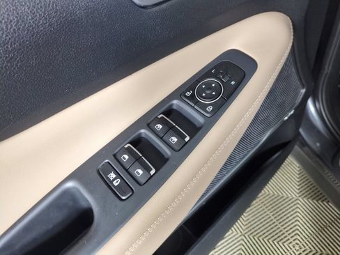 Used 2020 Hyundai Santa Fe Limited AWD/4WD image 11