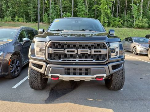 Used 2018 Ford F150 Raptor w/ Equipment Group 802A Luxury AWD/4WD image 4