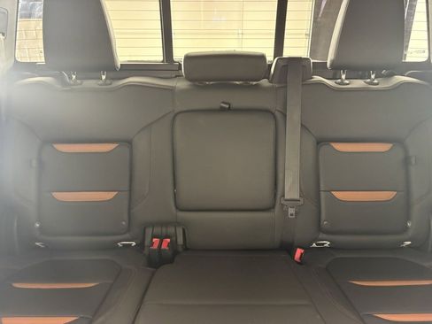 Used 2019 GMC Sierra 1500 AT4 w/ AT4 Premium Package image 45