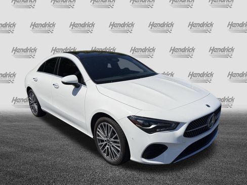 Used 2025 Mercedes-Benz CLA 250 image 2